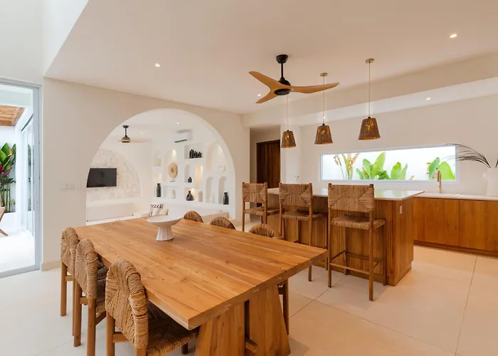 Villa Valli - 3br Indoor Living - Wellness - Bingin *